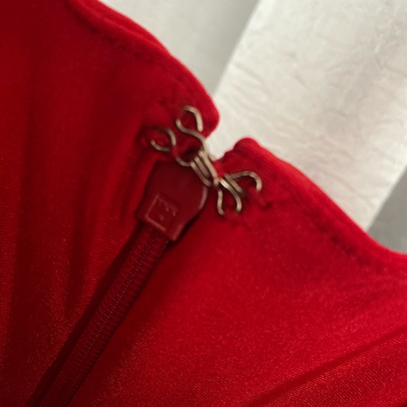 Le Chateau Red Cocktail Dress - Picture 4 of 5